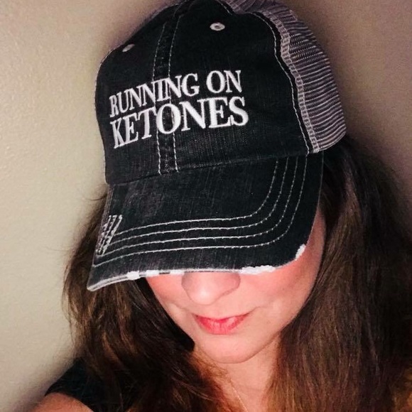 Meet your Posher, Stephanie - Picture 4 of 4